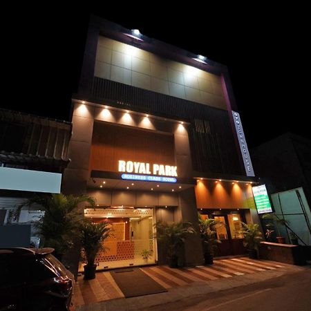 Hotel Collection O Mount Road Rich Mount Near Marina Beach Chennai Exterior foto